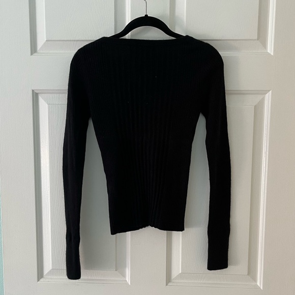 Juicy Couture 100% Cashmere Long Sleeved Sweater - Picture 3 of 3